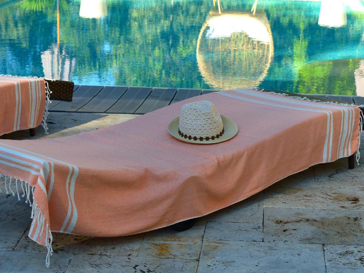Ô Tilia d'Azur Bed & Breakfast Roquefort-les-Pins Exterior foto